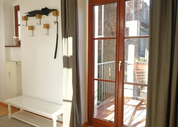 Cosy Studio, Sunny Balcony In It-district Neustadt * Dresden